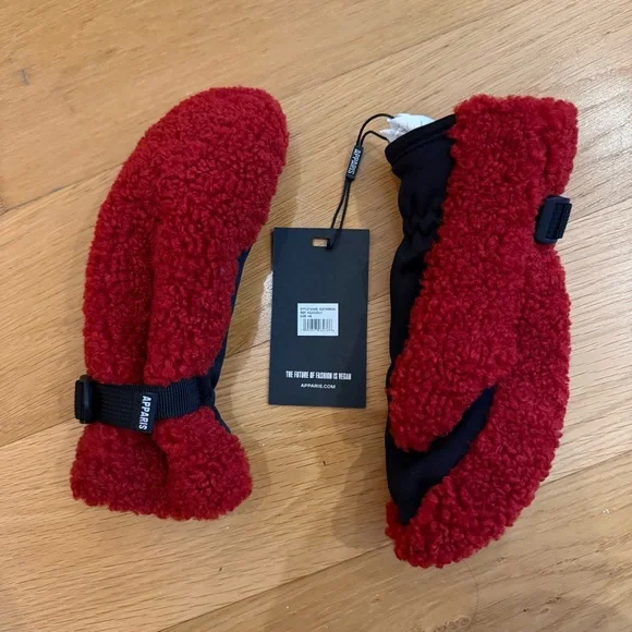 APPARIS Red Sherpa Mittens with Black Accents - Picture 2 of 7